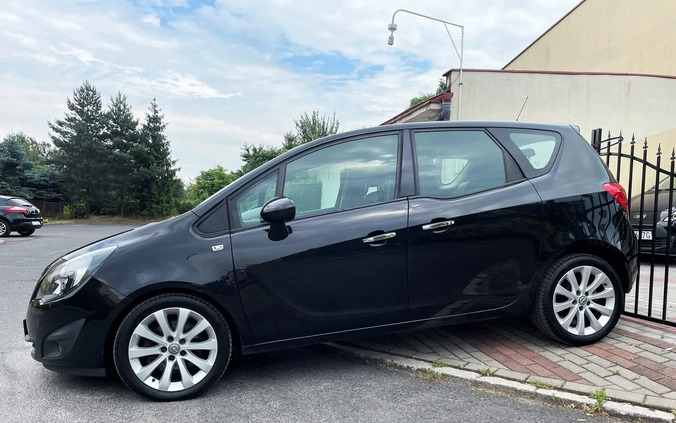 Opel Meriva cena 27500 przebieg: 168000, rok produkcji 2013 z Krośniewice małe 436